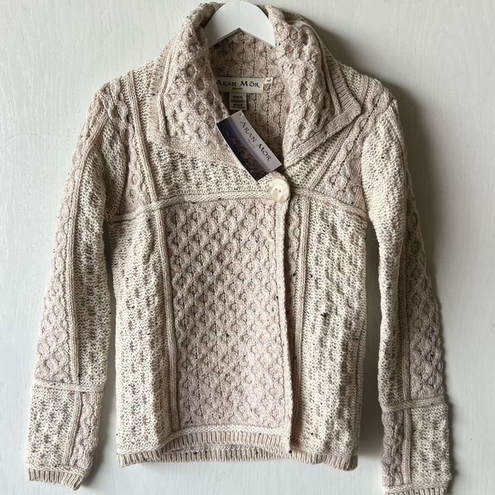 Aran Mor Sweater L Cable Knit Cardigan NWT Merino Wool Ireland Button